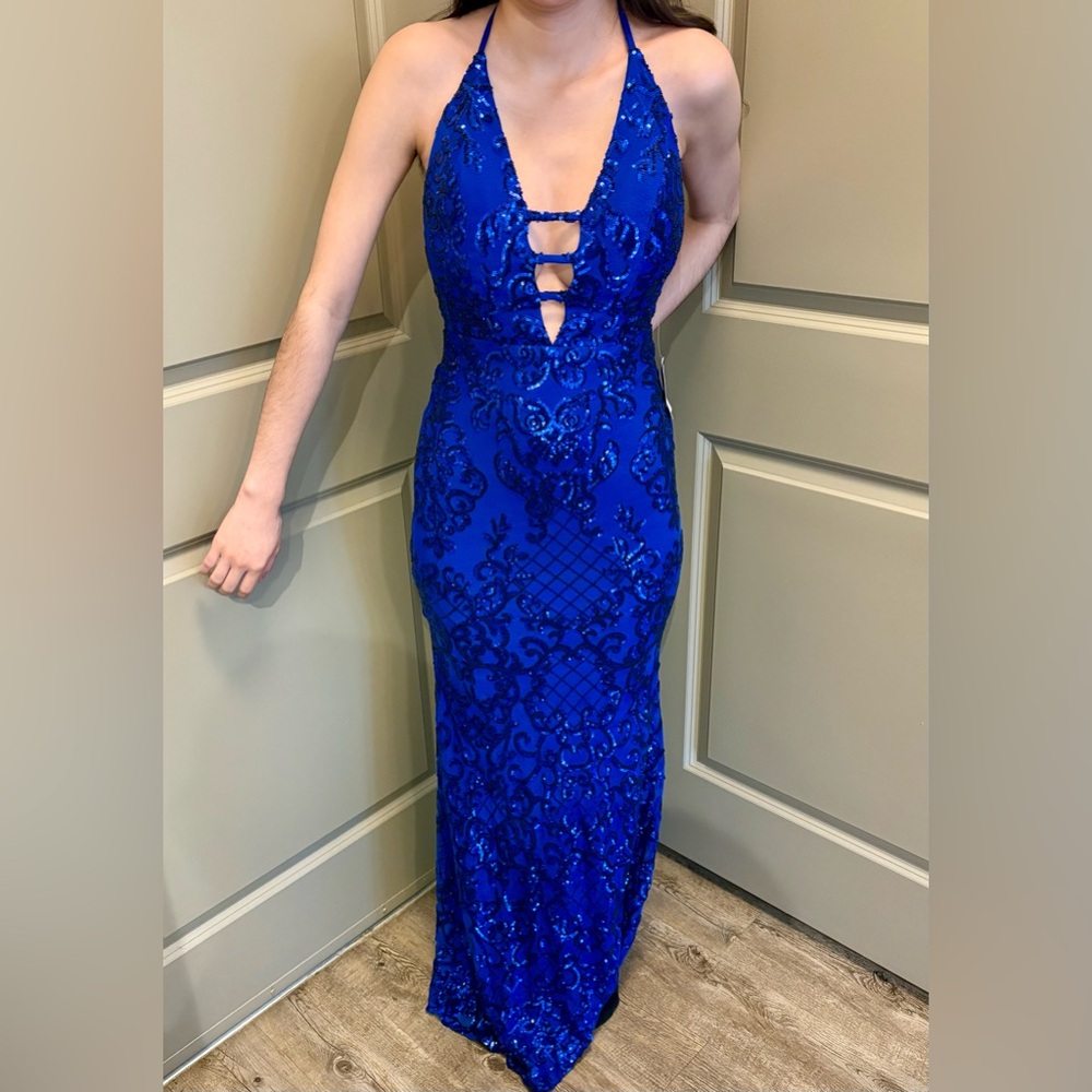 Windsor Elegant Blue Sequin Evening Dress 7